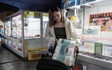 Máy gắp thú chuyển thành gắp trứng, gạo, giấy vệ sinh: Mô hình kinh doanh hút khách giữa thời lạm phát
