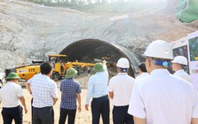 Việt Nam đang đào hầm xuyên núi dài gần 500m, thuộc dự án 24.000 tỷ đồng: Đèo Cả trực tiếp thi công, lãnh đạo tỉnh kỳ vọng hoàn thành ngay năm nay