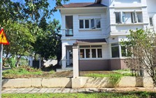 Hoang phí khó tin: Loạt nhà phố giá chục tỷ đồng nhưng không có ai đến ở