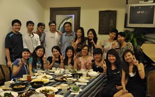 Họp lớp ở tuổi trung niên, tôi phát hiện không còn ai hỏi mức lương hay tài sản mà bắt đầu khoe 1 thứ "tiền không mua được"