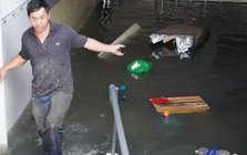 Hầm khu biệt thự ở TPHCM ngập sâu: 'Ai ngờ nước dữ dằn đến thế'