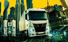 Nga xuất xưởng 10 xe đầu kéo công suất 460 mã lực thực hiện nhiệm vụ nguy hiểm