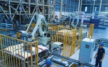 Loạt doanh nghiệp cán mốc doanh thu lịch sử