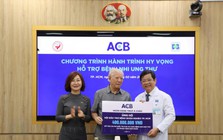 Nối dài Hành Trình Hy Vọng, ACB trao 400 triệu hỗ trợ bệnh nhi ung thư