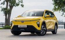 VinFast của ông Phạm Nhật Vượng bán hơn 16.000 xe tháng 1 - bằng tổng doanh số 3 hãng xe xăng đứng sau cộng lại