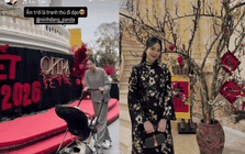 Mẹ bỉm Mai Ngọc đưa bé Panda đi dạo, vô tình tiết lộ dinh thự nhà chồng trang hoàng Tết lộng lẫy, xa hoa