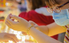 Khách giao dịch vàng từ 5 triệu đồng trở lên phải chuyển khoản