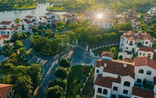 Vàng lập đỉnh, lãi suất đi ngang: Dòng tiền lớn âm thầm tìm về “vùng trũng” tích sản