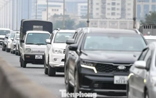 Hà Nội mùng 2 Tết: Cửa ngõ phía Nam ùn tắc cục bộ, nội đô rộng thênh thang