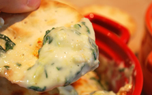 4 món không mặn là “bom natri” ẩn, làm tăng nguy cơ đột quỵ, tăng huyết áp, chuyên gia mách cách giảm muối đơn giản