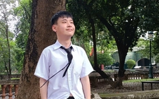 Cậu học trò mang trái tim ghép trở lại lớp học sau ba năm giành giật sự sống