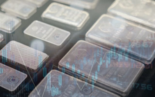 Bán chứng khoán để 'đu đỉnh' bạc giá hơn 120 triệu đồng/kg, tôi phải làm gì bây giờ?