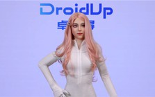 Trung Quốc ra mắt sản phẩm khiến thế giới choáng váng: Có thân nhiệt y như con người, giá không dưới 4 tỷ