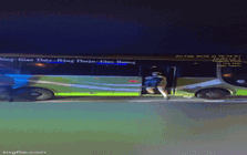 Bé gái 2 tuổi bất ngờ sốt cao trên xe khách về Hà Nội, hành động khẩn trương lúc 18h25 trên cao tốc khiến nhiều người xúc động