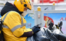 Đặt đồ ăn trong ngày Tết có khiến shipper thấy phiền không?