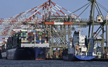 Mỹ thông báo ngừng thu thuế đối ứng