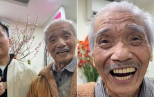 Sức khỏe NSND Trần Hiếu sau phẫu thuật điều trị ung thư giai đoạn 4: "Nay ông tỉnh lắm đấy"