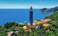 Không phải Phú Quốc, bãi biển hoang sơ này là “viên ngọc ẩn mình”, vừa có núi vừa có suối, ít bị thương mại hóa