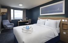 Cặp vợ chồng thuê khách sạn để ở suốt 22 năm dù sở hữu nhà riêng, nghe lý do xong nhiều người lại muốn làm theo