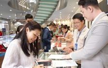 Cuối ngày 25-2, giá vàng miếng neo cao, nhiều công ty ra thông báo quan trọng