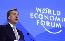 Tổng giám đốc Diễn đàn Kinh tế thế giới từ chức giữa bê bối Epstein