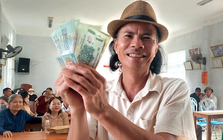 Những người dân ở đâu được nhận 2 tháng lương hưu cùng 1,8 triệu đồng quà Tết?