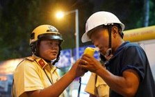 Sau khi uống rượu bia, đi bộ về nhà vẫn có thể bị phạt tiền?