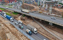 Cầu vượt Tân Vạn thử nghiệm phân luồng