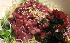 Ngày càng nhiều chị em còn trẻ đã mắc ung thư cổ tử cung, bác sĩ khuyên: 4 món này ngon đấy nhưng ăn ít lại!