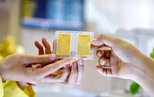 Sau một năm, giá vàng trong nước đã tăng hơn 77%