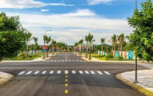 Từng là “phân khúc vua”, đất nền rơi vào nghịch lý: Có nơi, giá ngang chung cư, thậm chí rẻ hơn, đặc biệt bị nhà đầu tư lãng quên