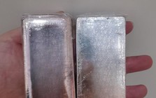 Phát hiện thỏi bạc 15kg trị giá 1,4 tỷ đồng trong gói hàng ship, công an sử dụng nhiều biện pháp nghiệp vụ vào cuộc