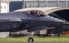 Ông Trump bất ngờ thay đổi ưu tiên cung cấp vũ khí Mỹ cho đối tác