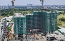 Làm sao người thu nhập thấp mua nhà khi lãi suất tăng cao?