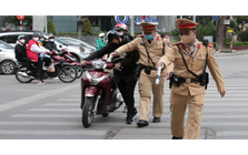 Công an có thông báo quan trọng tới tất cả người dân tham gia giao thông