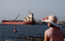 Cả thế giới 'thở phào' về giá dầu, chứng khoán