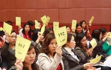 Nhiều doanh nghiệp công bố tài liệu đại hội cổ đông cho... có