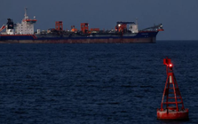 Hơn 11 triệu thùng dầu của Iran vừa đi qua eo biển Hormuz, hướng thẳng đến một quốc gia châu Á