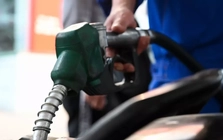 Những nơi giá xăng rẻ không tin nổi