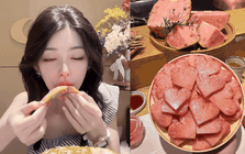 Cư dân mạng xứ Trung đang phát cuồng với dứa ruột hồng "bánh bèo": Quả xịn hét giá gần 3 triệu đồng, đáng tiền hay chỉ là mác "thuế IQ"?