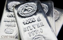 Quỹ bạc lớn nhất thế giới liên tiếp "xả hàng", gần 400 tấn rời kho trong thời gian ngắn