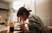 Nghiên cứu trên 400 người tiết lộ khung giờ ăn tối làm tăng gấp đôi nguy cơ béo phì, viêm nhiễm