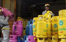 Nguồn cung bảo đảm, vì sao giá gas bán lẻ liên tục tăng?