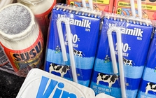 Hãng sữa quốc dân Vinamilk đặt "mật mã" trên bao bì