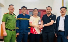 Cán bộ công an bất ngờ nhận được số tài khoản lạ chuyển tới nửa tỉ đồng