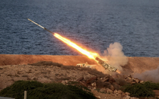 Iran hé lộ 'thành phố tên lửa' dưới lòng đất với kho drone cảm tử khổng lồ