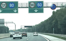 Xe đi quá chậm trên cao tốc bị phạt bao nhiêu tiền?