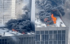 NÓNG: Toà nhà trung tâm New York bốc cháy ngùn ngụt