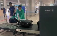 Máy quét hải quan tại sân bay nhìn thấu ma tuý, đồ vật cấm như thế nào?