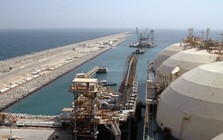 Nhà máy sản xuất 1/5 lượng LNG toàn cầu bị tập kích bằng tên lửa